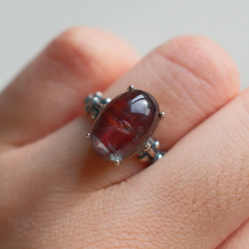 Full-Colour Cow Blood Red Fire Quartz/Red Hematoid Quartz Ring