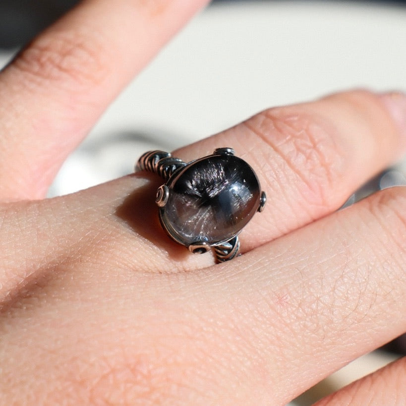 Brookite in Quartz Ring