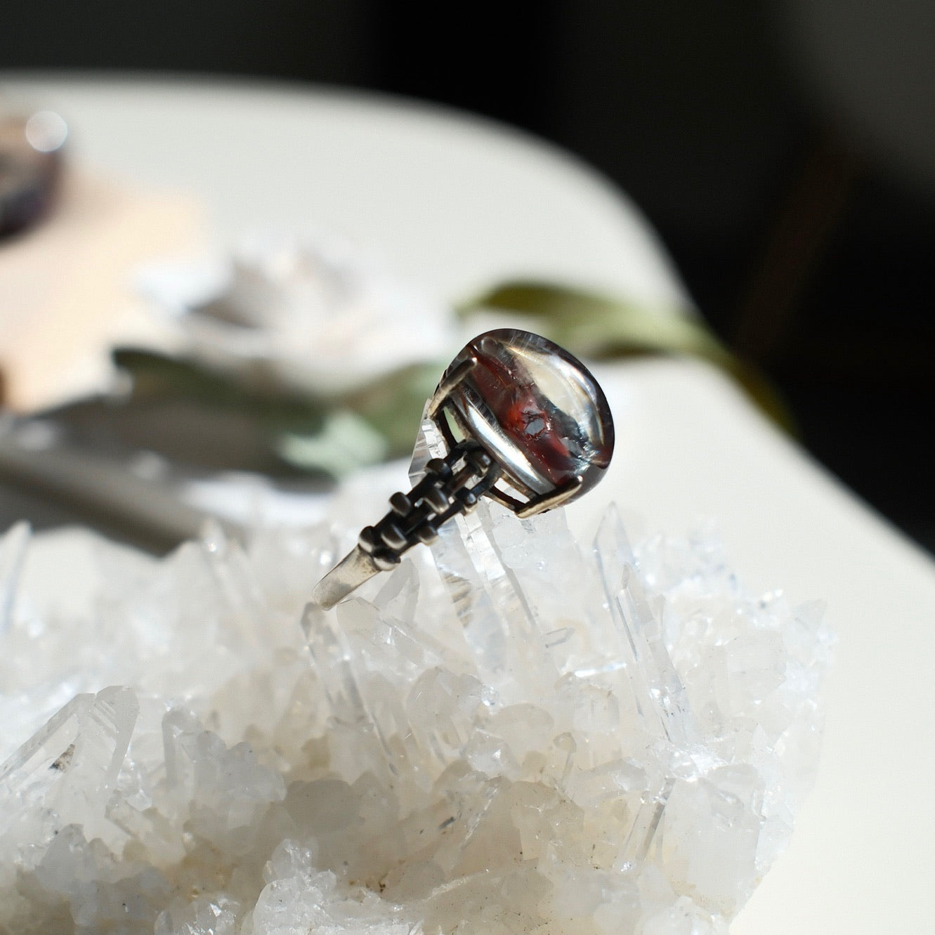 Full-Colour Cow Blood Red Fire Quartz/Red Hematoid Quartz Ring