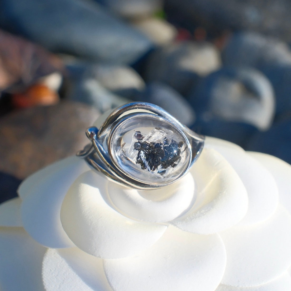 Volcanic Minerals Enhydro Diamond Quartz Ring