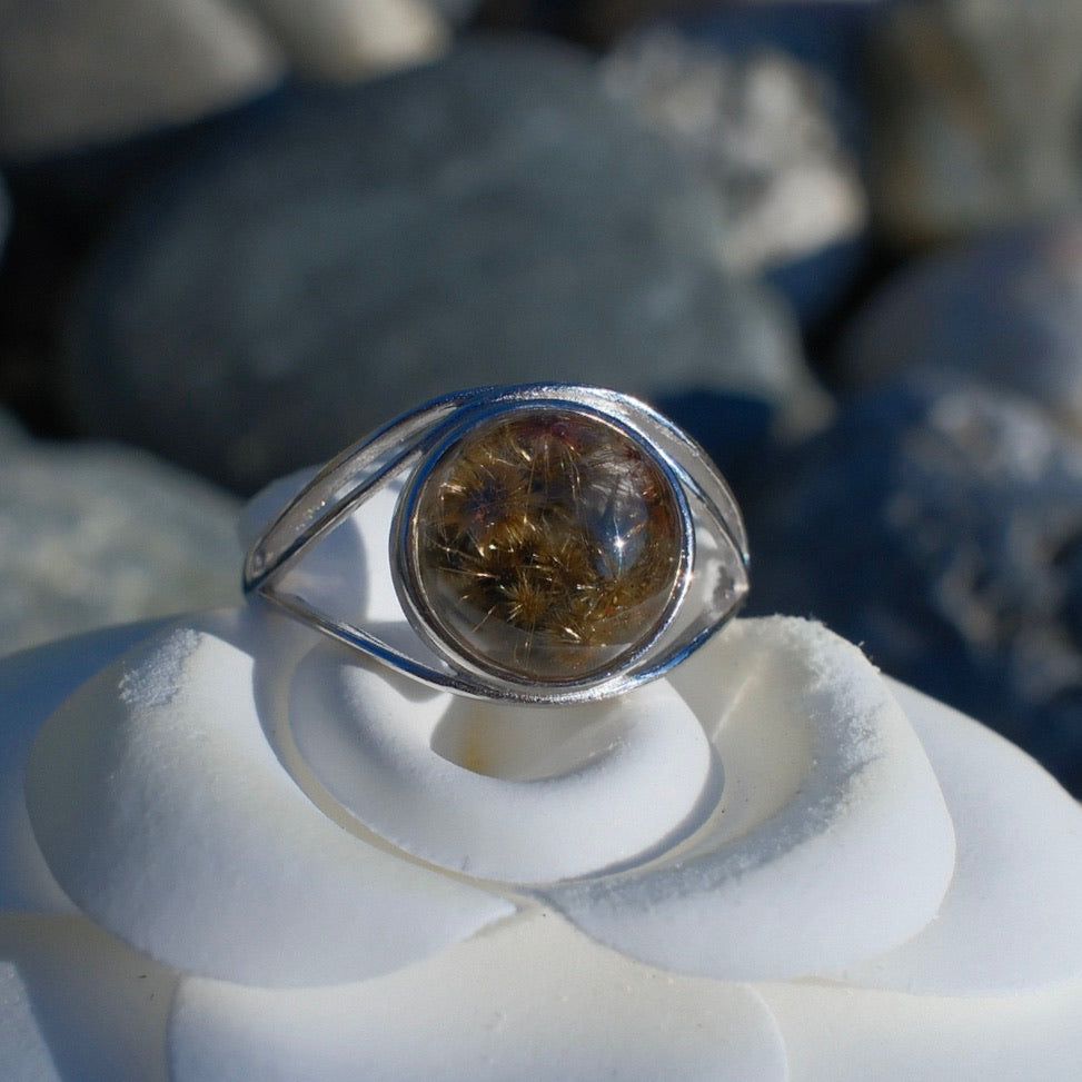 Special Golden Rutilated Quartz Ring