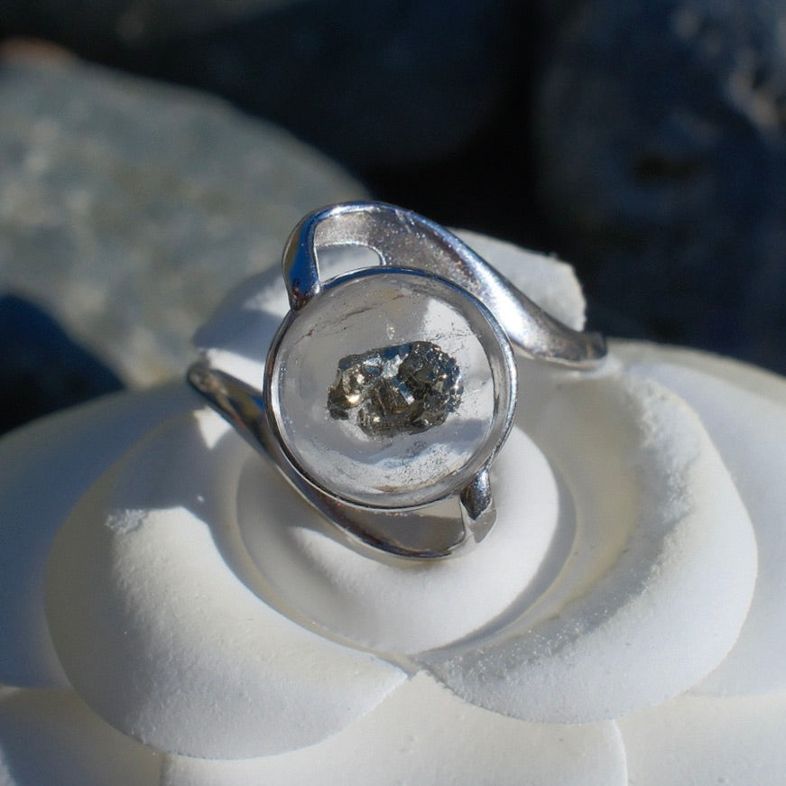 Chalcopyrite in Quartz Ring