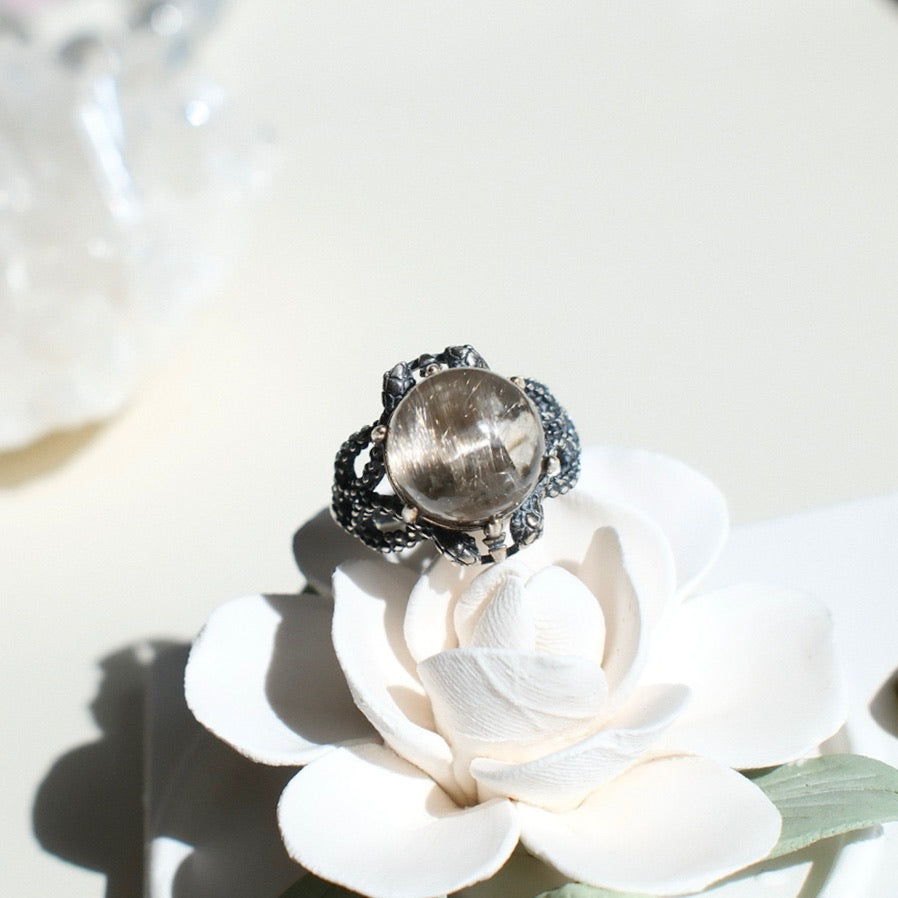 Brookite in Quartz Ring