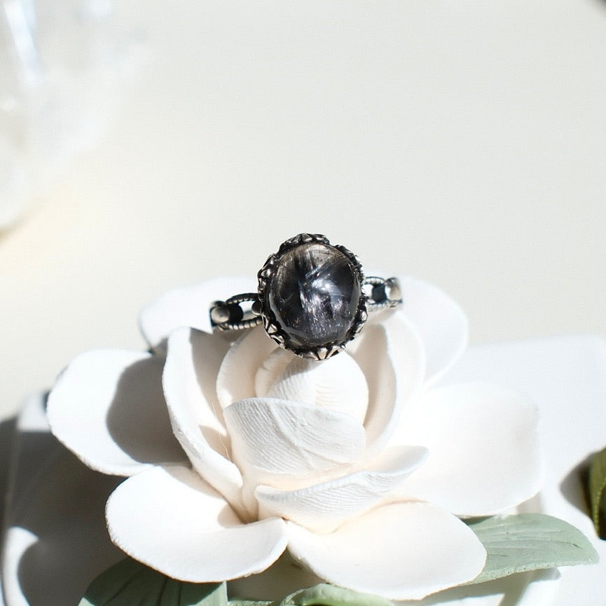 Brookite in Quartz Ring