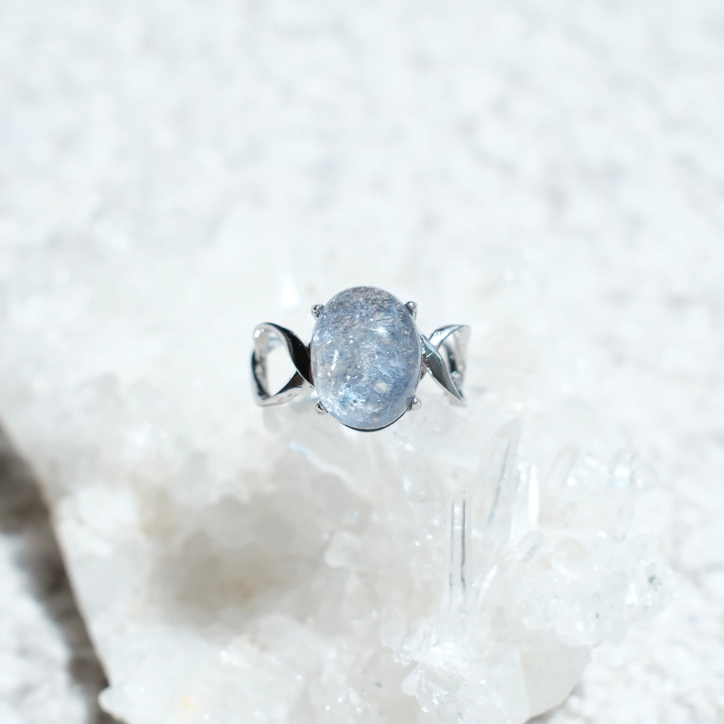 Dumortierite in Quartz Ring