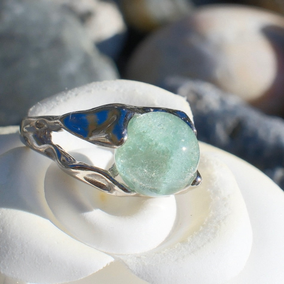 Emerald Phantom in Quartz Ring