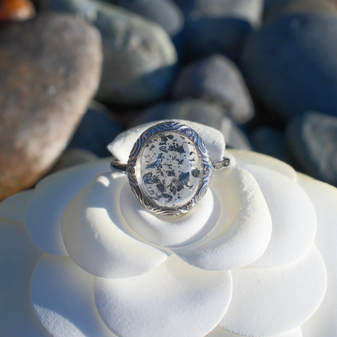 Vivianite in Quartz Ring