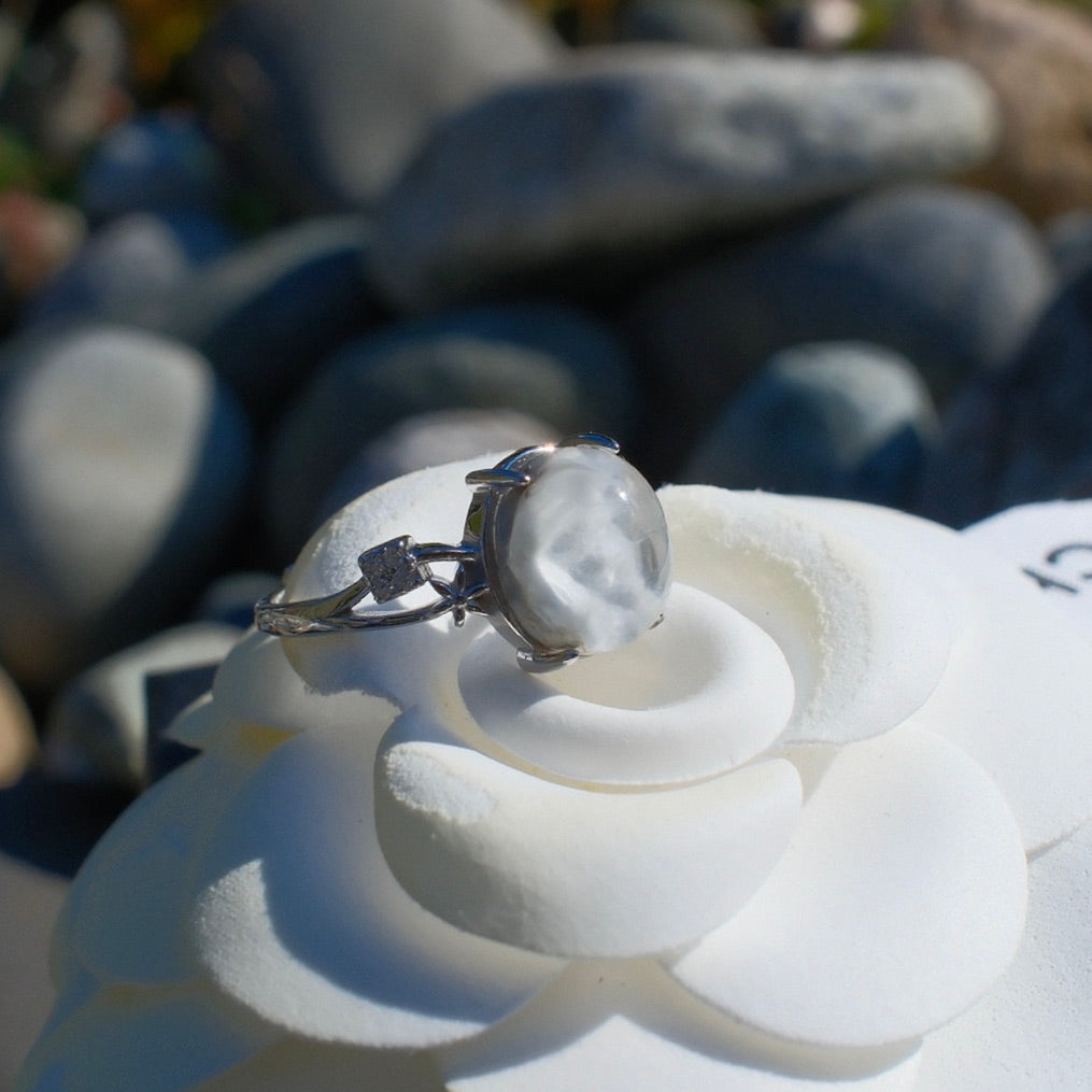 Special Blue Rutilated Quartz Ring