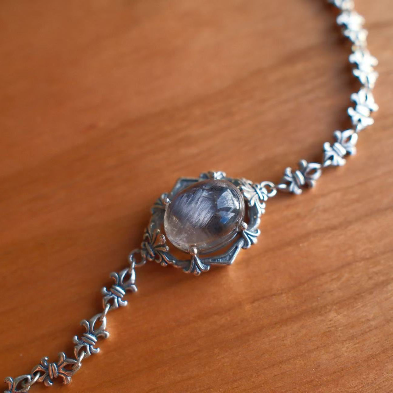 Brookite in Quartz with Sliver Bracelet