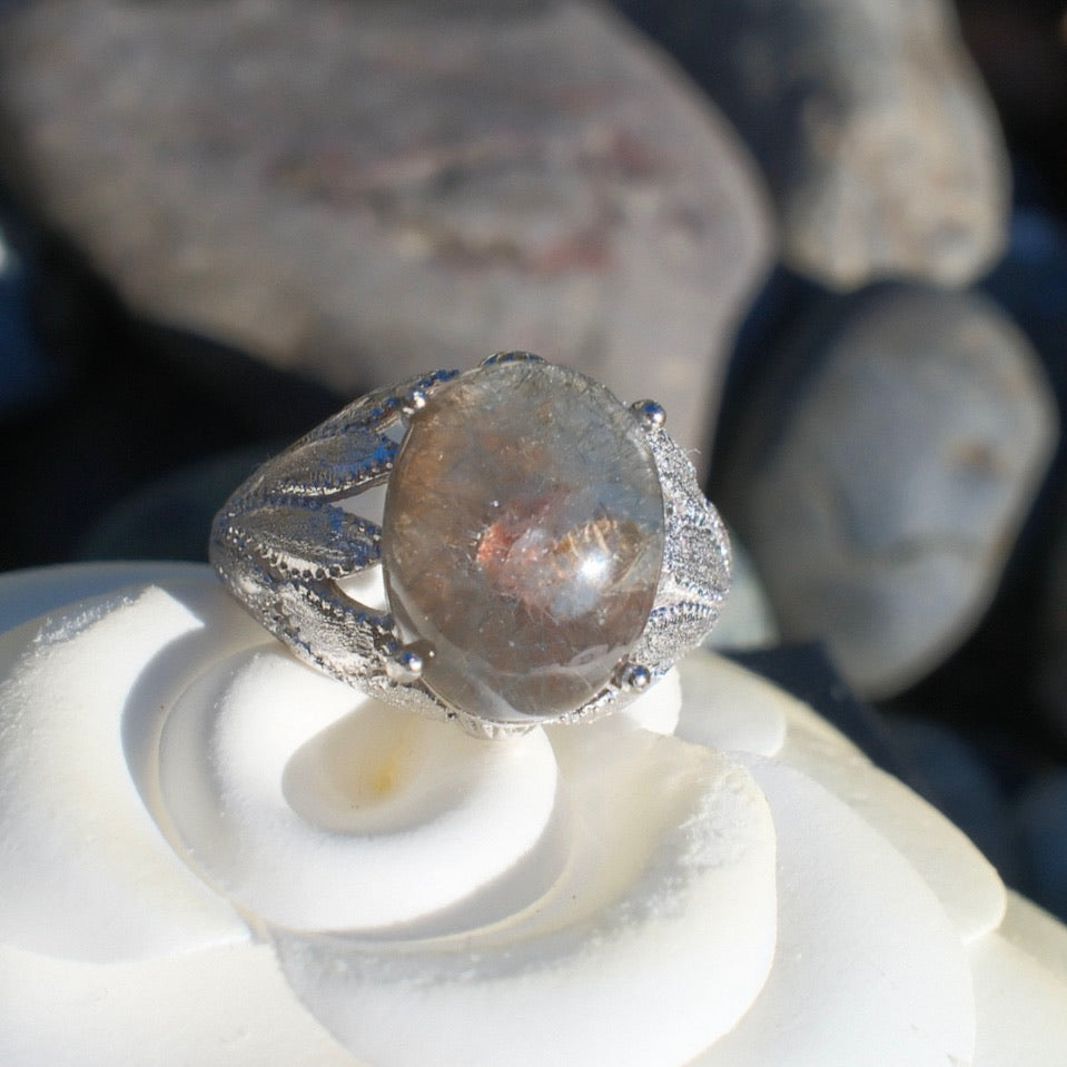 Special Dumortierite in Quartz Ring