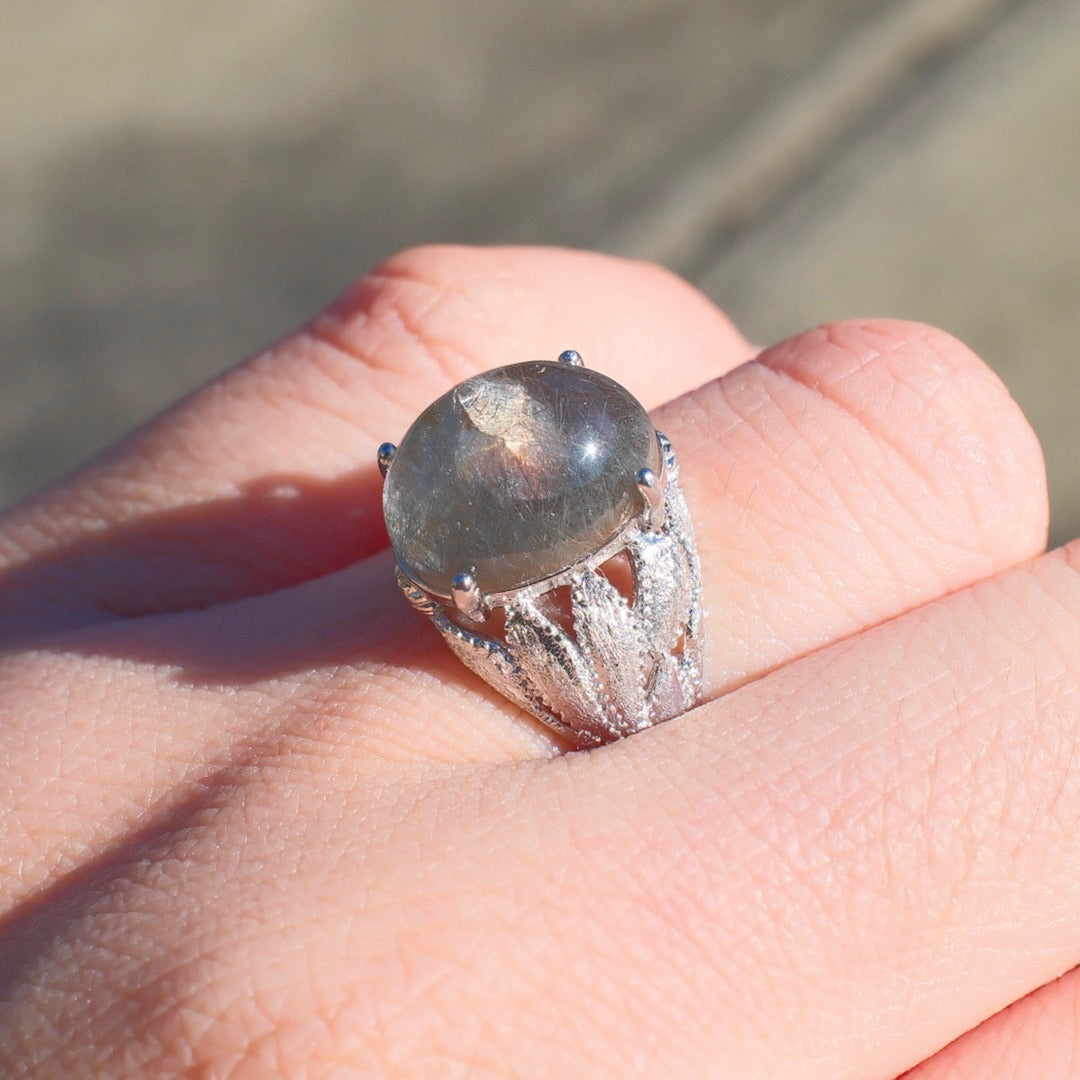 Special Dumortierite in Quartz Ring