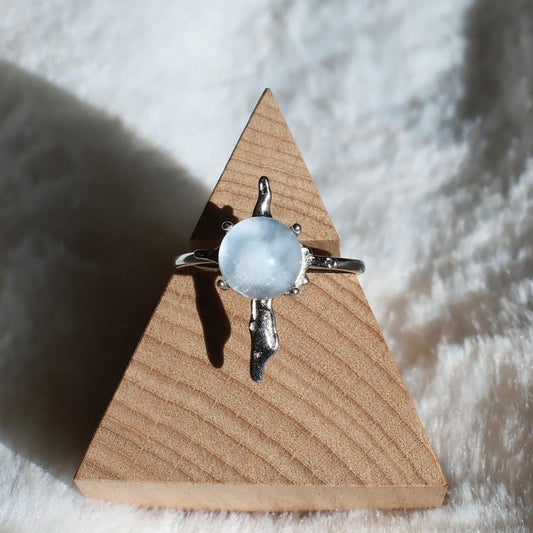 Dumortierite (special feature) in Quartz Ring