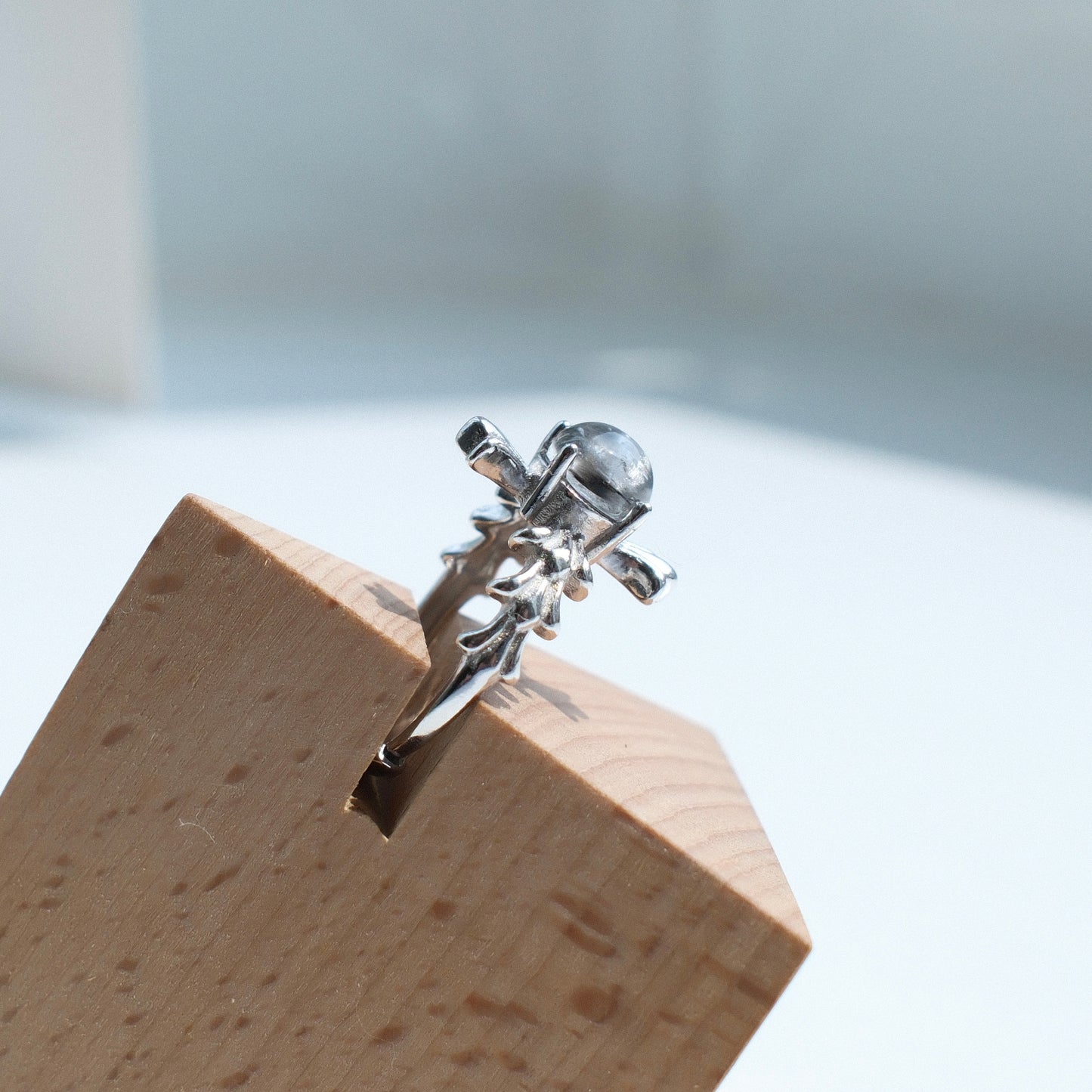 Brookite in Quartz Ring