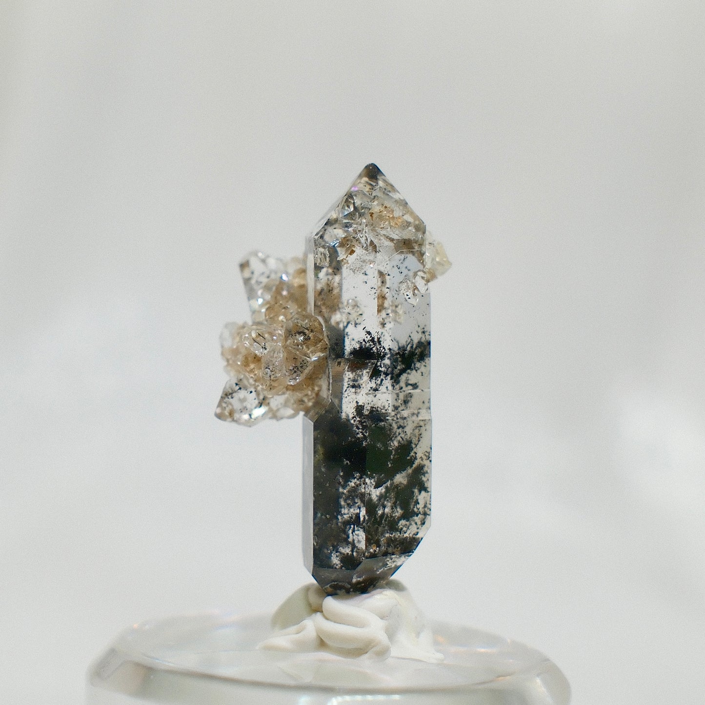 Chongqing Quartz with Associated Quartz Crystals